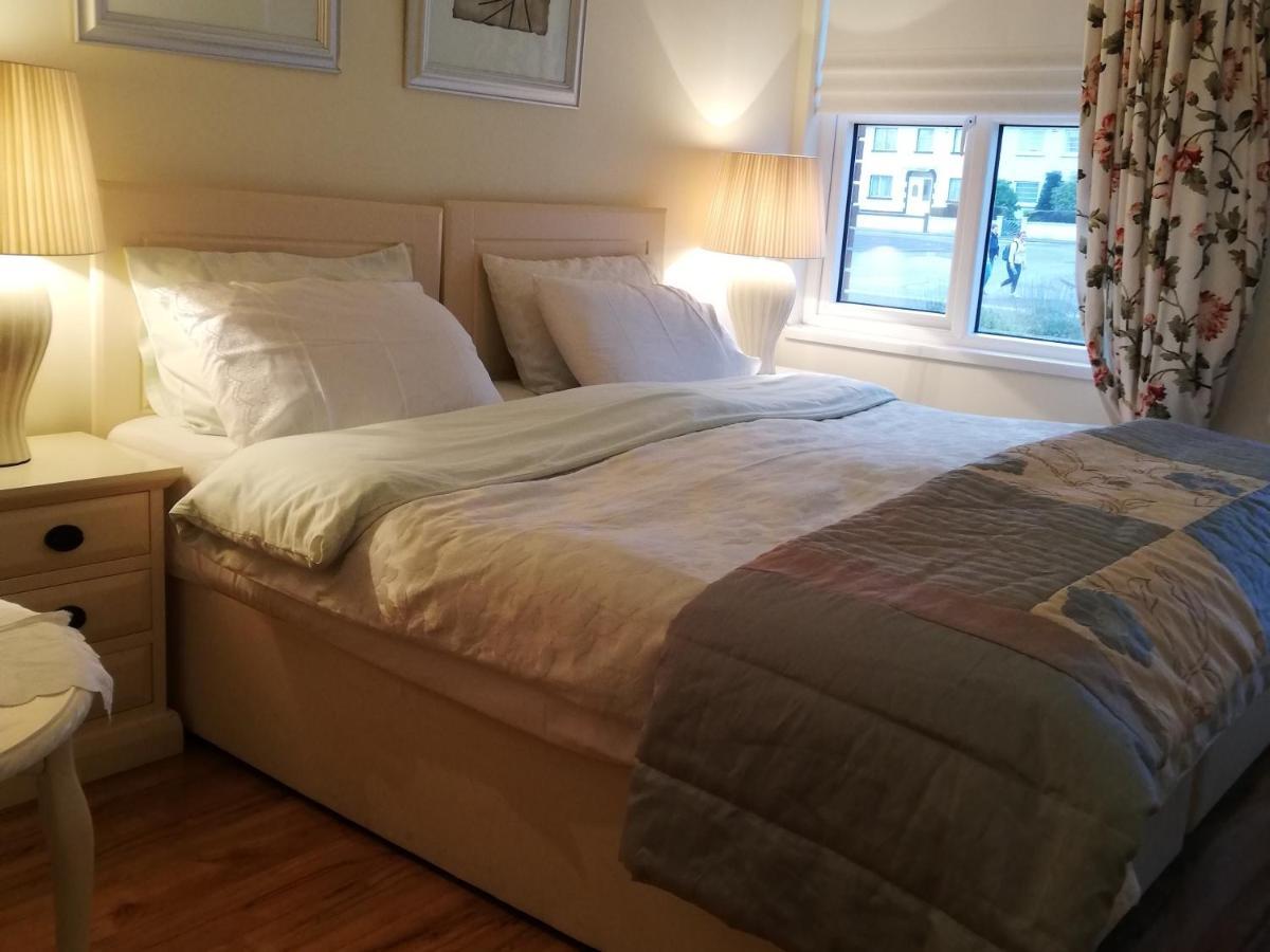The Vee Guest Accommodation Waterford Exteriör bild