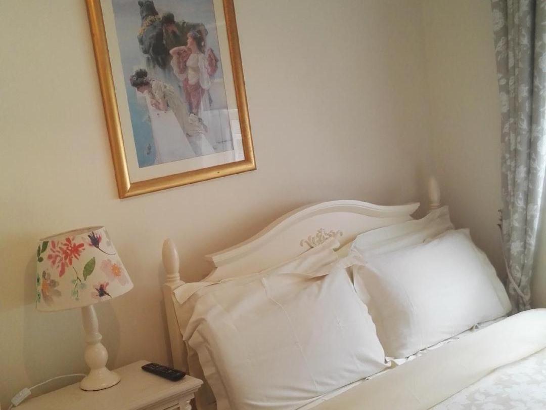 The Vee Guest Accommodation Waterford Exteriör bild